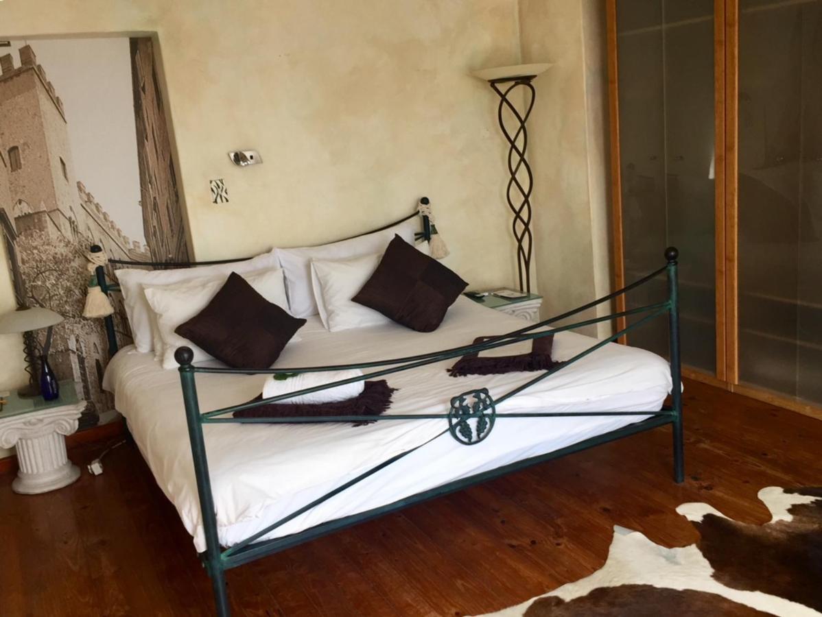 Villa Surprise Guesthouse Cape Town Bagian luar foto