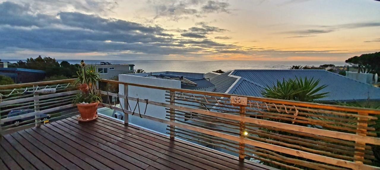 Villa Surprise Guesthouse Cape Town Bagian luar foto